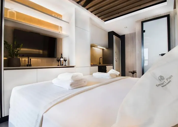 Mirenia Luxury Suite In The Centre